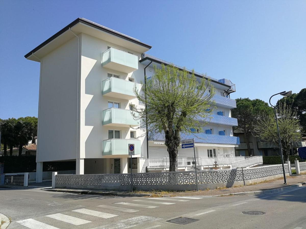 Hotel Paris Lignano Sabbiadoro Eksteriør billede