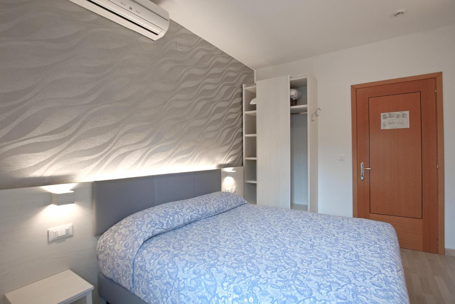 Hotel Paris Lignano Sabbiadoro Eksteriør billede