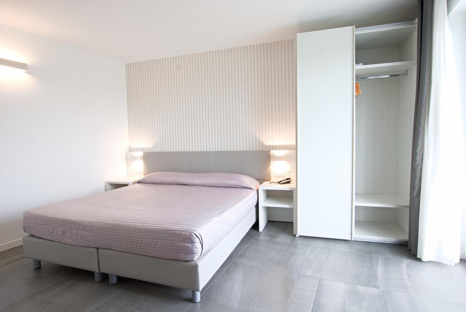 Hotel Paris Lignano Sabbiadoro Eksteriør billede
