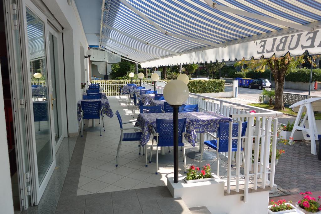 Hotel Paris Lignano Sabbiadoro Eksteriør billede